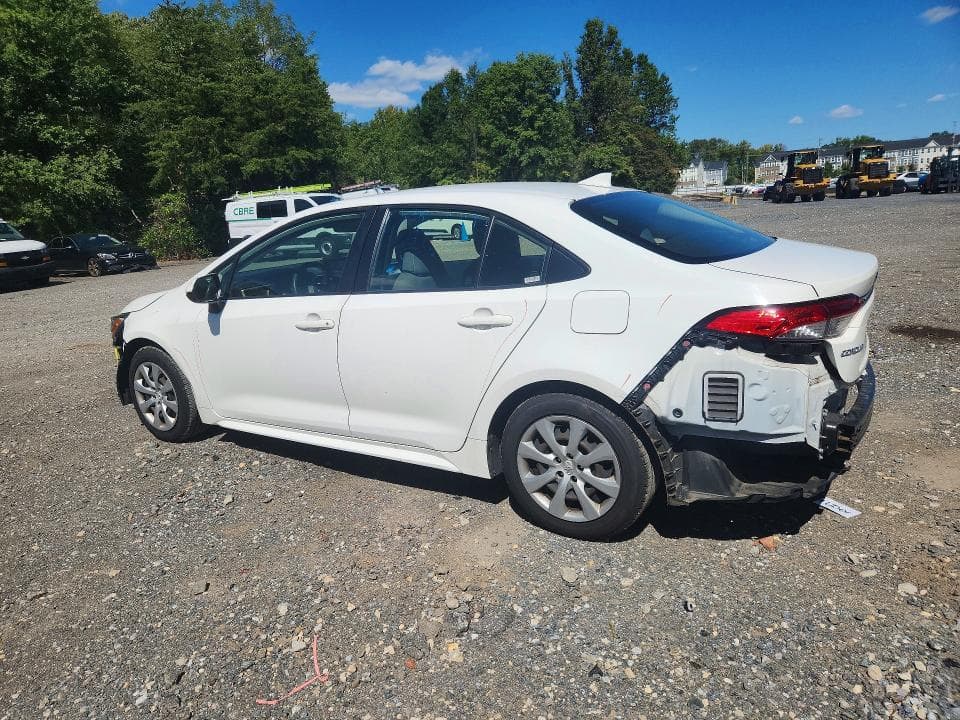 2022 TOYOTA COROLLA LE 2