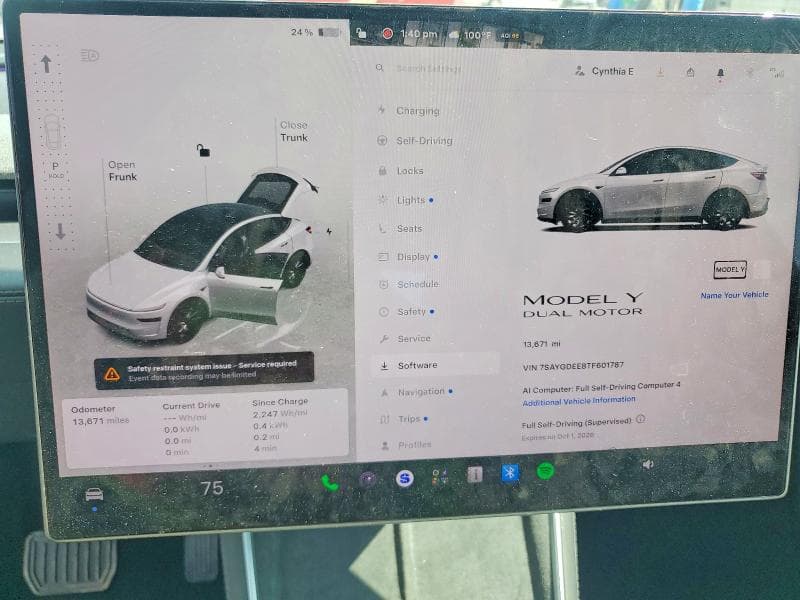 2026 TESLA MODEL Y 9