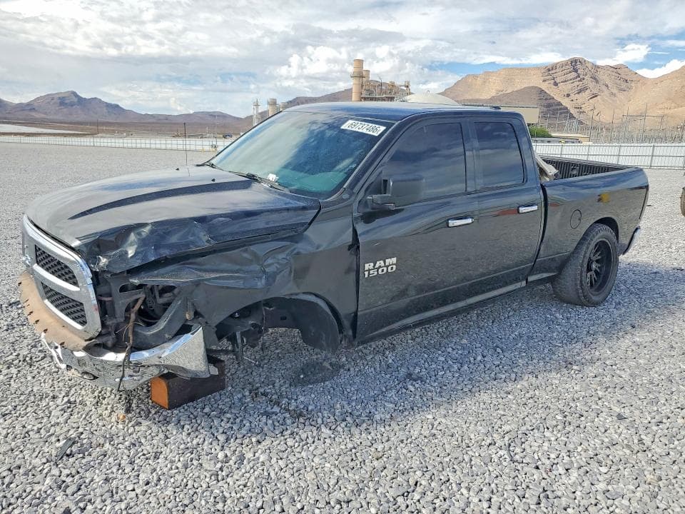 2018 RAM 1500 SLT - 1