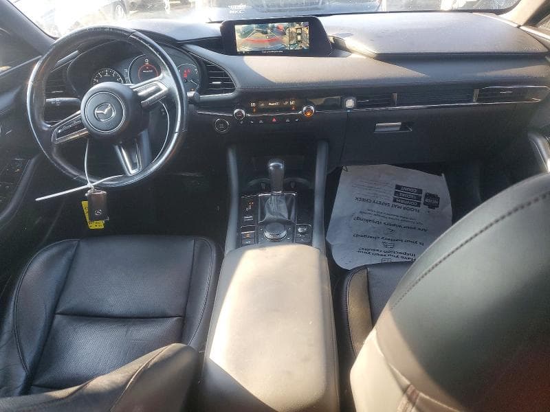 2021 MAZDA 3 PREMIUM PLUS 8
