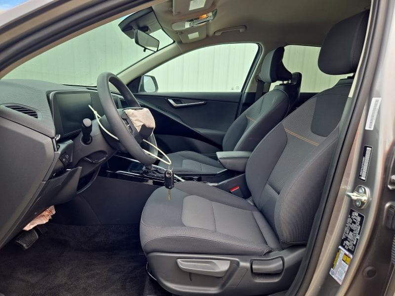 2026 KIA NIRO LX 7