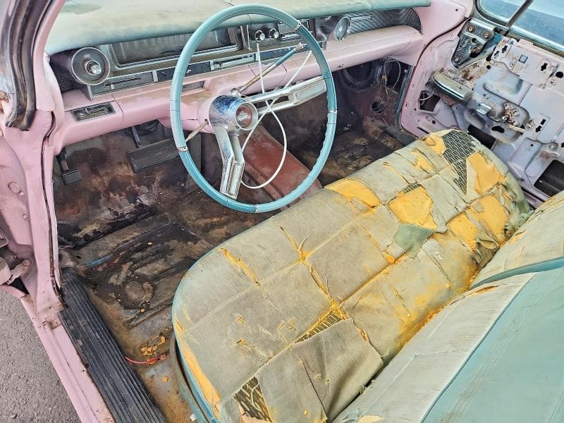1961 CADILLAC COOP DEVILLE 8