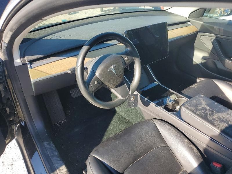 2019 TESLA MODEL 3 8