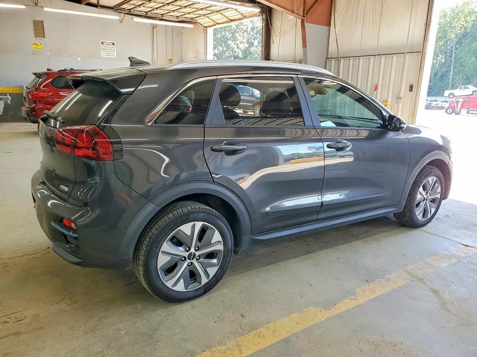2022 KIA NIRO EV S 3