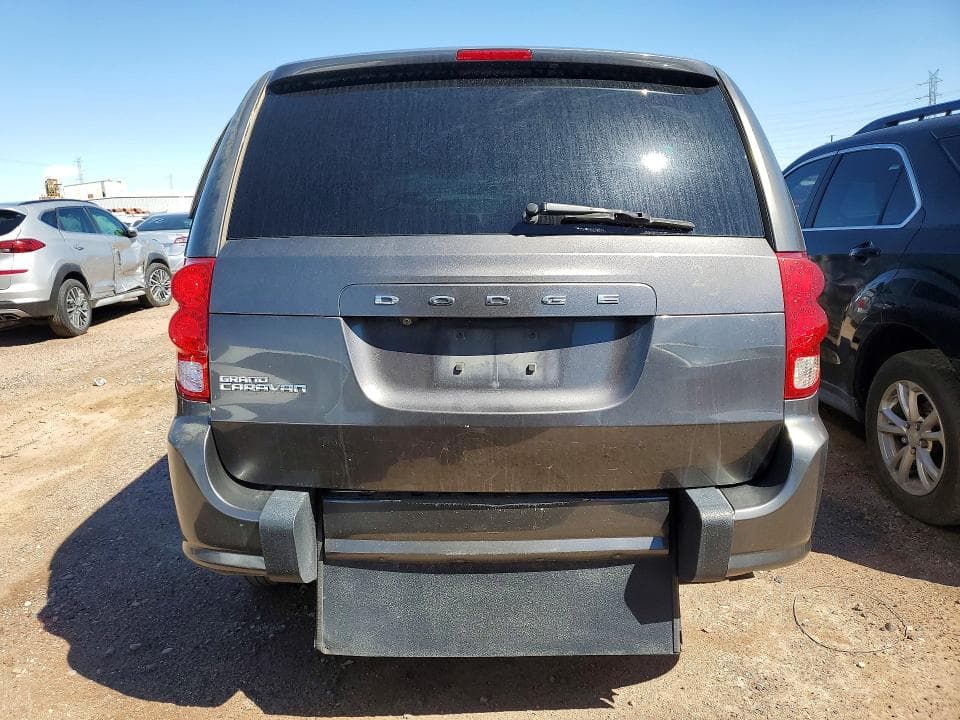 2019 DODGE GRAND CARAVAN SE 6