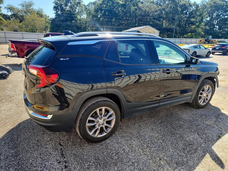 2023 GMC TERRAIN SLT 3