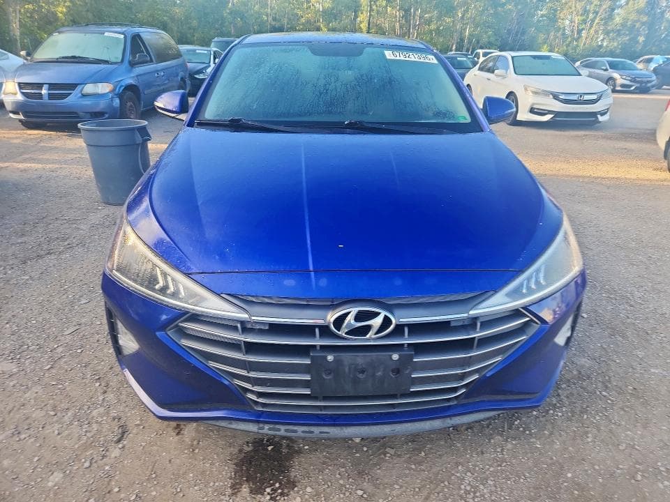 2020 HYUNDAI ELANTRA SEL 5