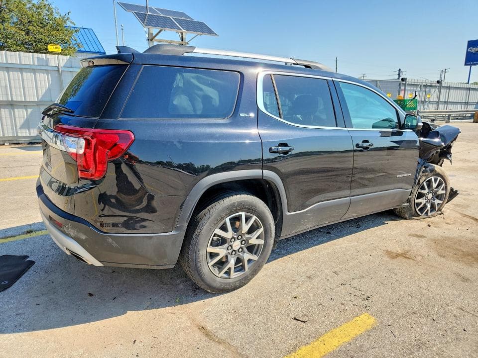 2023 GMC ACADIA SLE 3