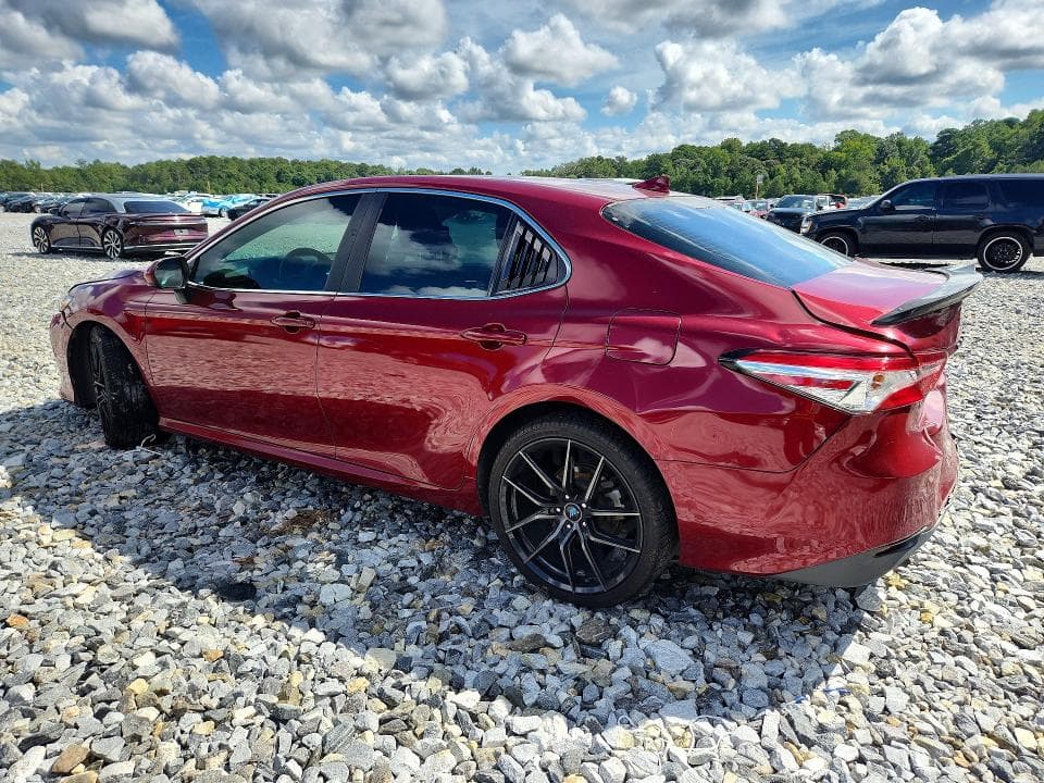 2020 TOYOTA CAMRY LE 2