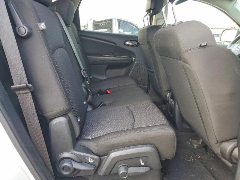2019 DODGE JOURNEY SE 11