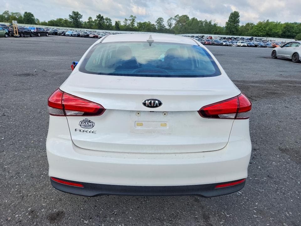 2017 KIA FORTE LX 6