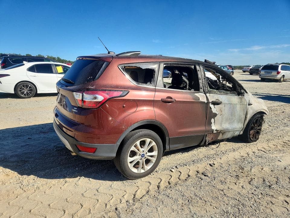 2018 FORD ESCAPE SE 3
