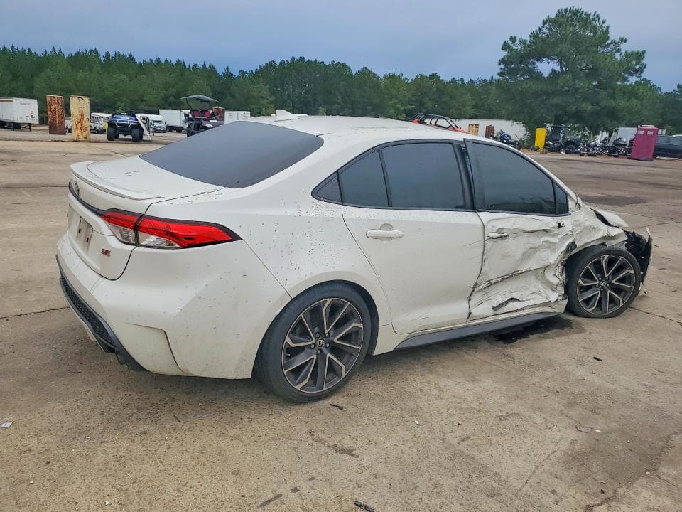 2020 TOYOTA COROLLA SE 3