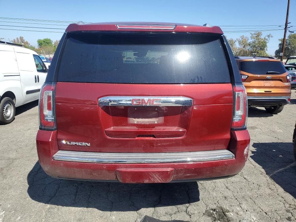 2019 GMC YUKON DENALI 6