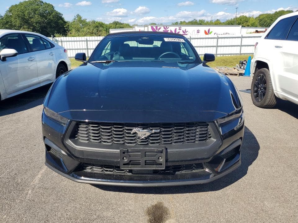 2026 FORD MUSTANG 5