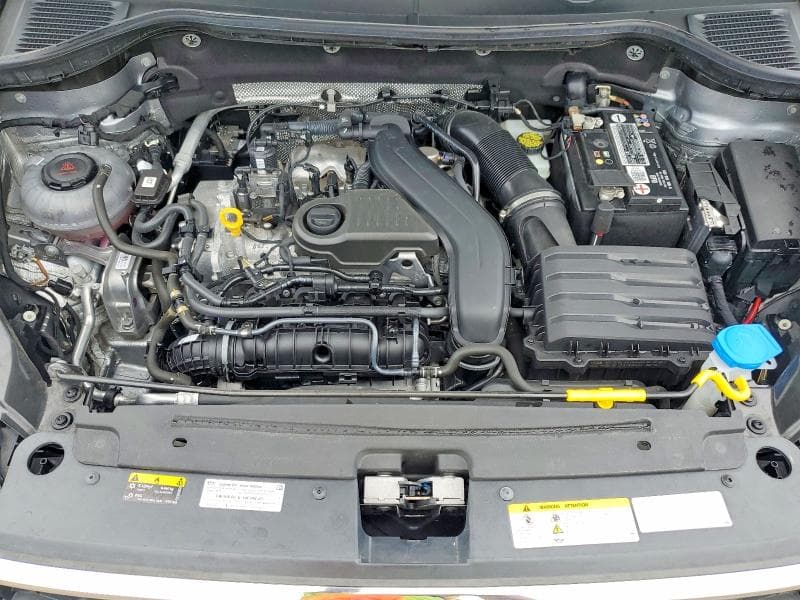 2022 VOLKSWAGEN TAOS SE IQ DRIVE 11