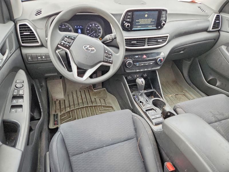 2020 HYUNDAI TUCSON SE 8