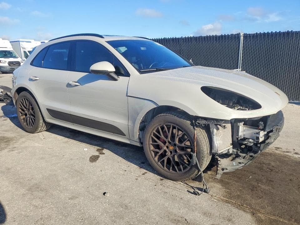 2021 PORSCHE MACAN GTS 4