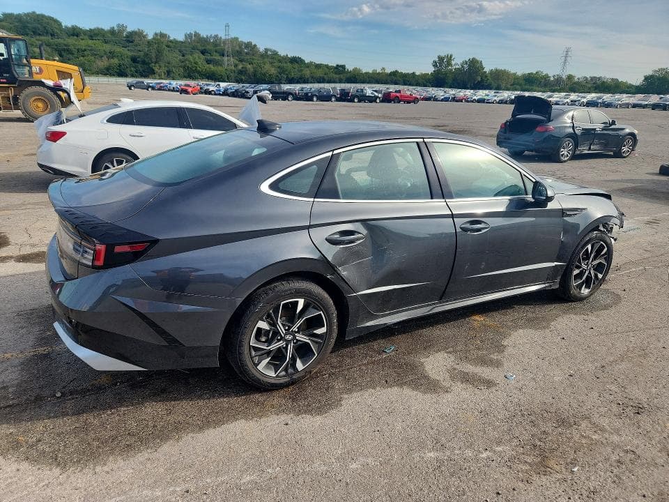 2025 HYUNDAI SONATA SEL 3