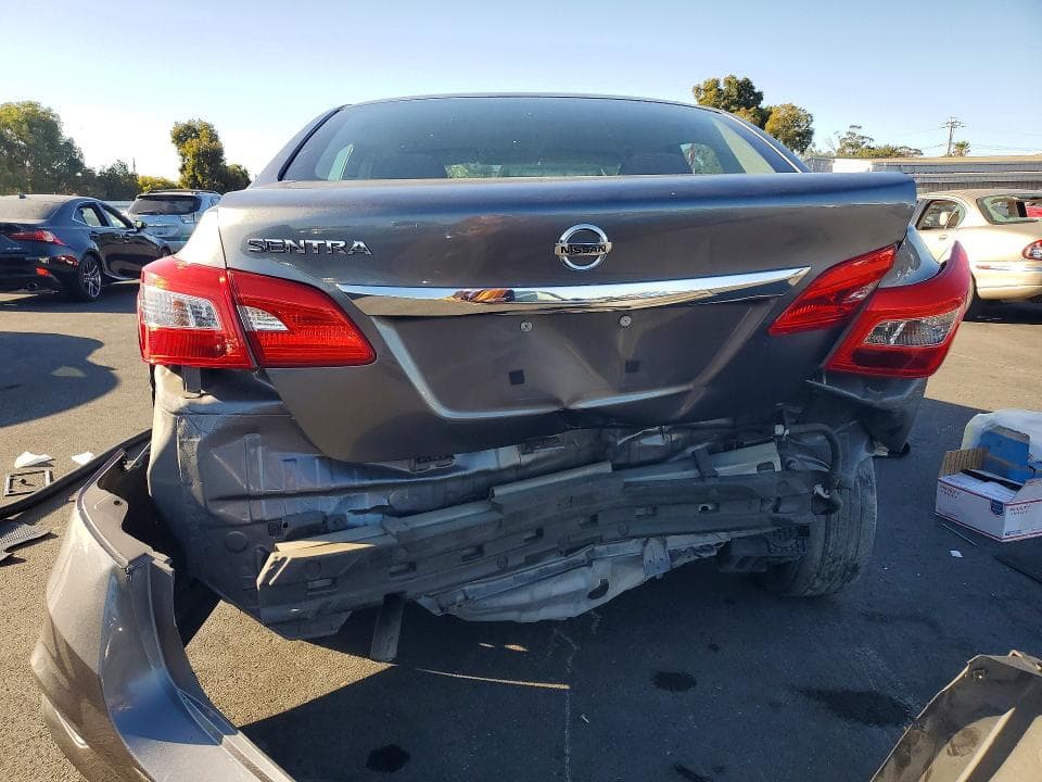 2018 NISSAN SENTRA S 6