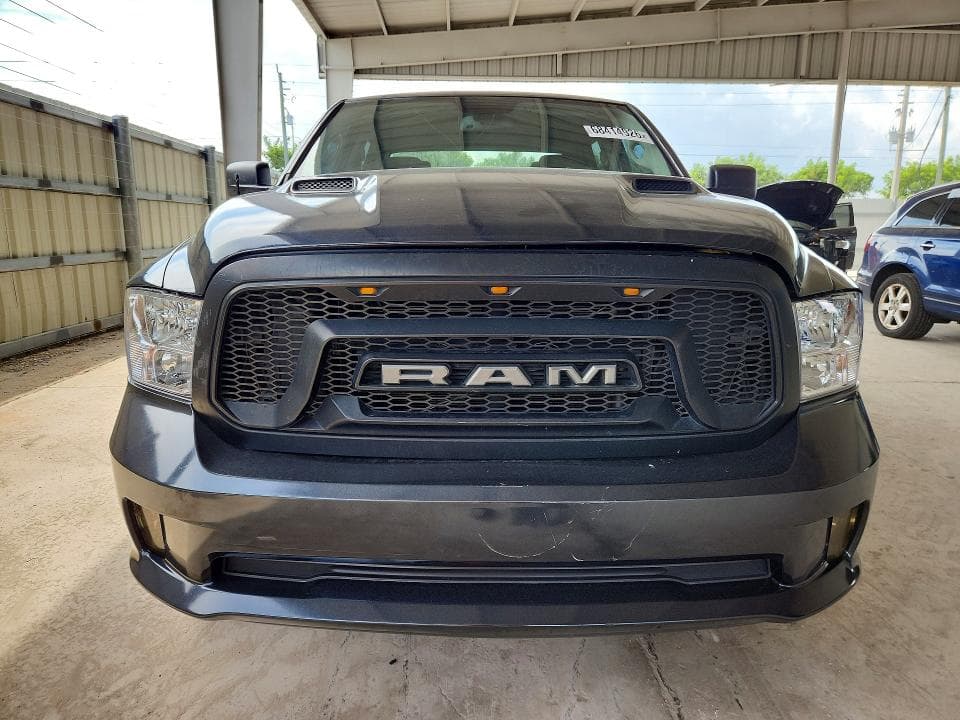 2018 RAM 1500 ST 5