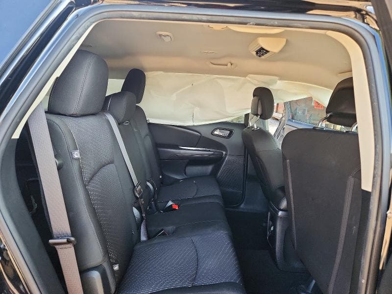2019 DODGE JOURNEY SE 11