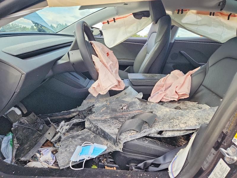 2025 TESLA MODEL 3 7