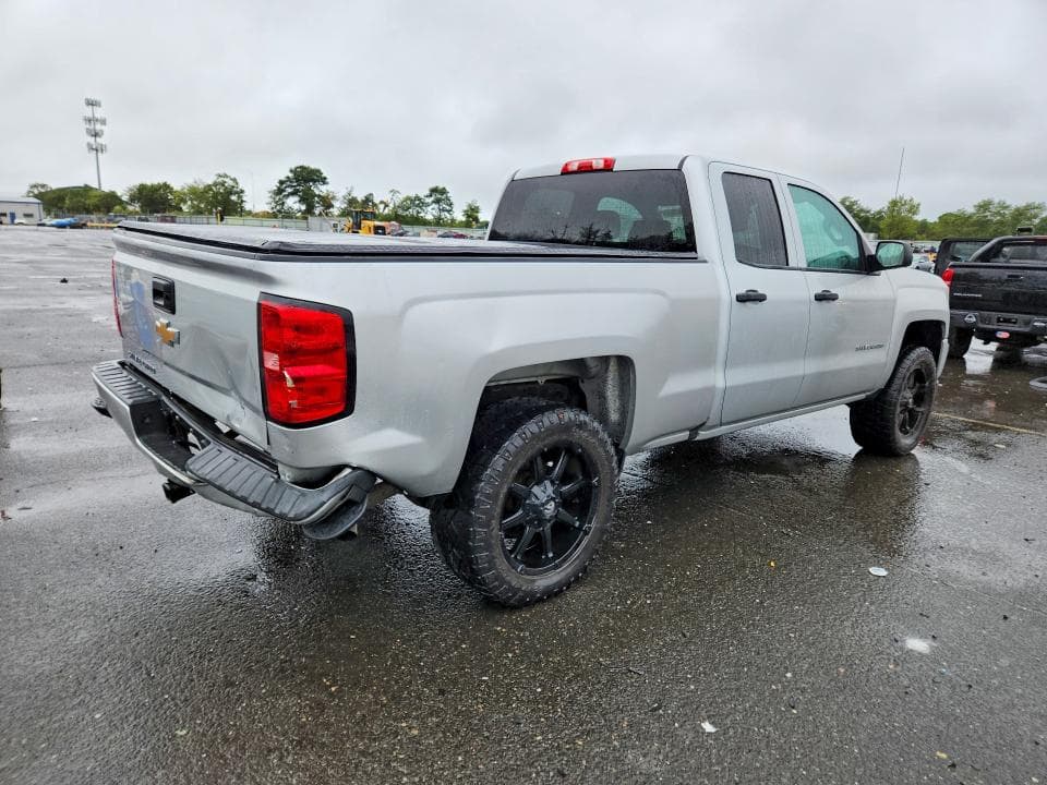 2018 CHEVROLET SILVERADO K1500 CUSTOM 3