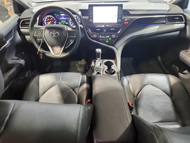 2023 TOYOTA CAMRY XLE 8