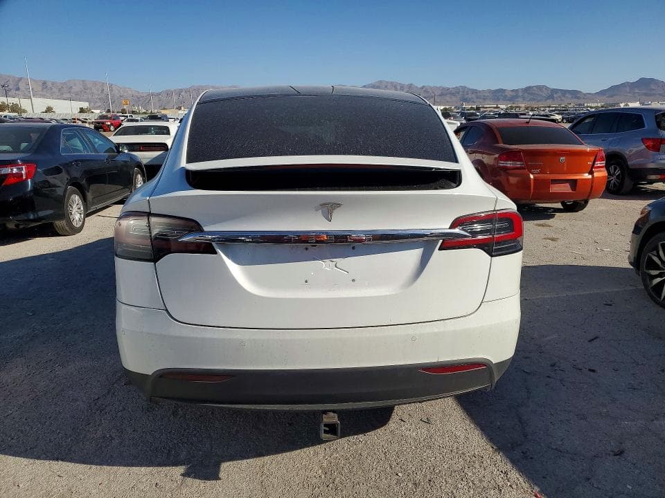 2019 TESLA MODEL X 6