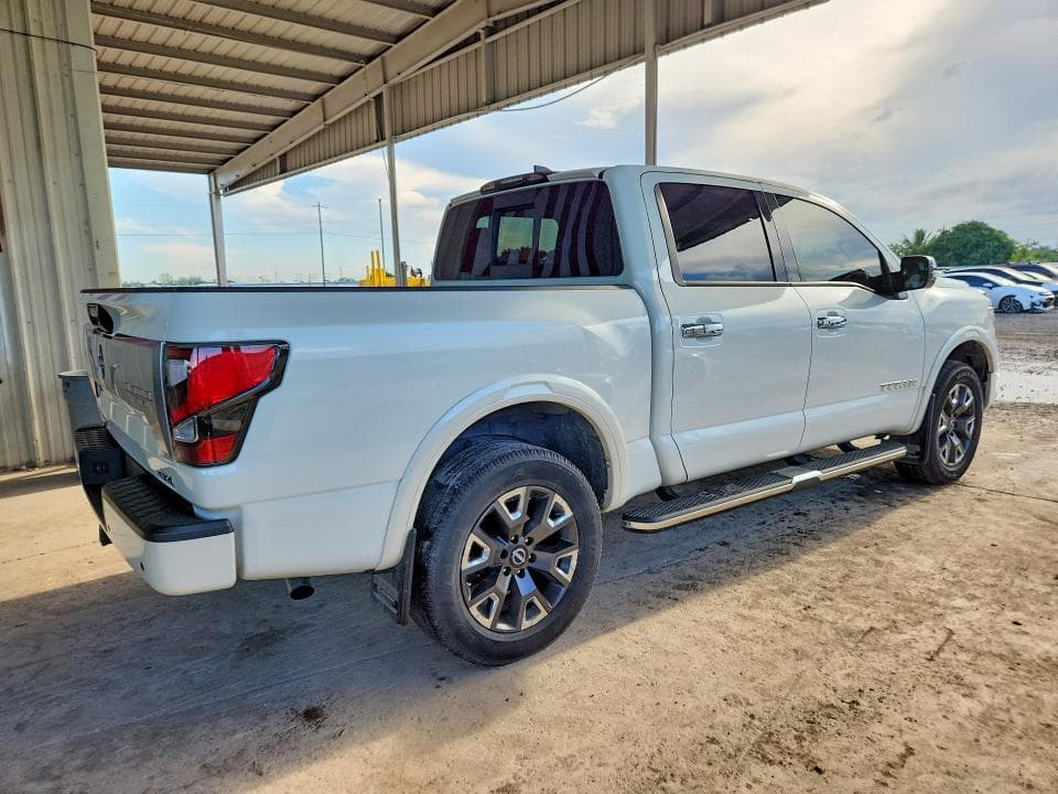 2023 NISSAN TITAN PLATINUM RESERVE 3