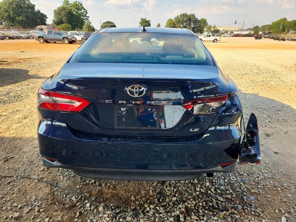 2021 TOYOTA CAMRY LE 6