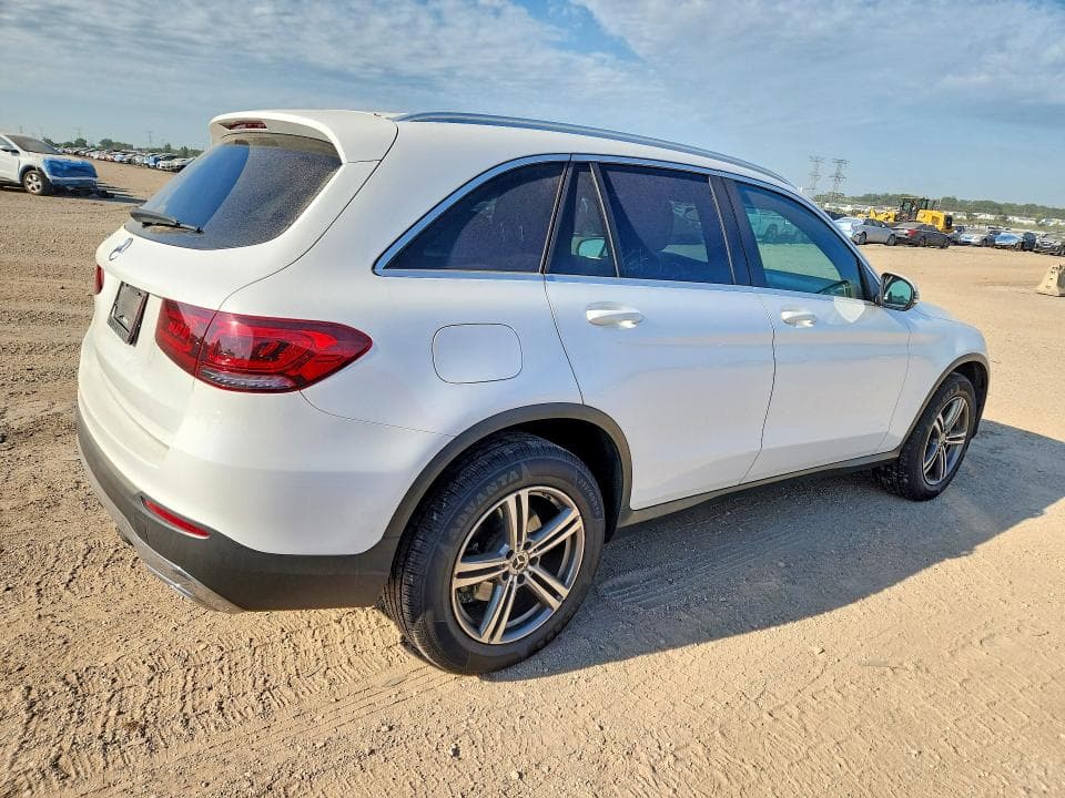 2020 MERCEDES-BENZ GLC 300 3