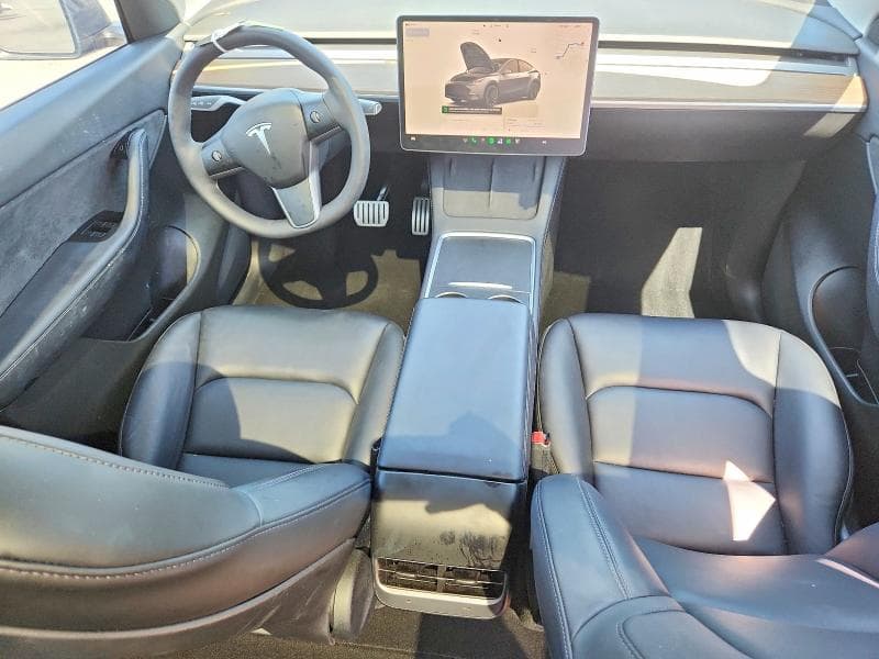 2022 TESLA MODEL Y 8