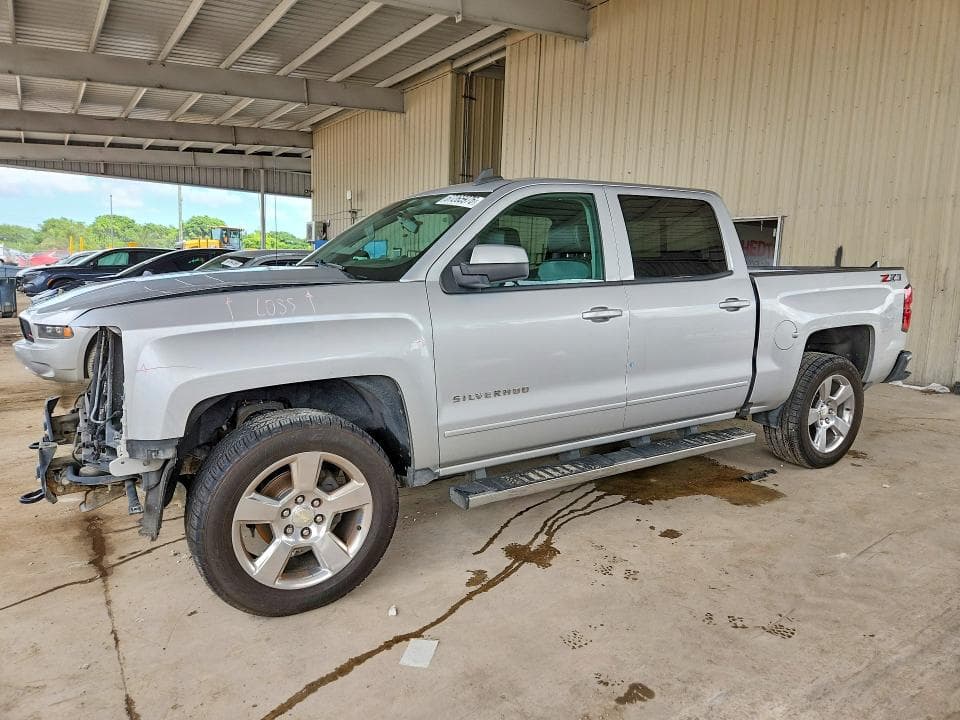 2018 CHEVROLET SILVERADO K1500 LT - 1