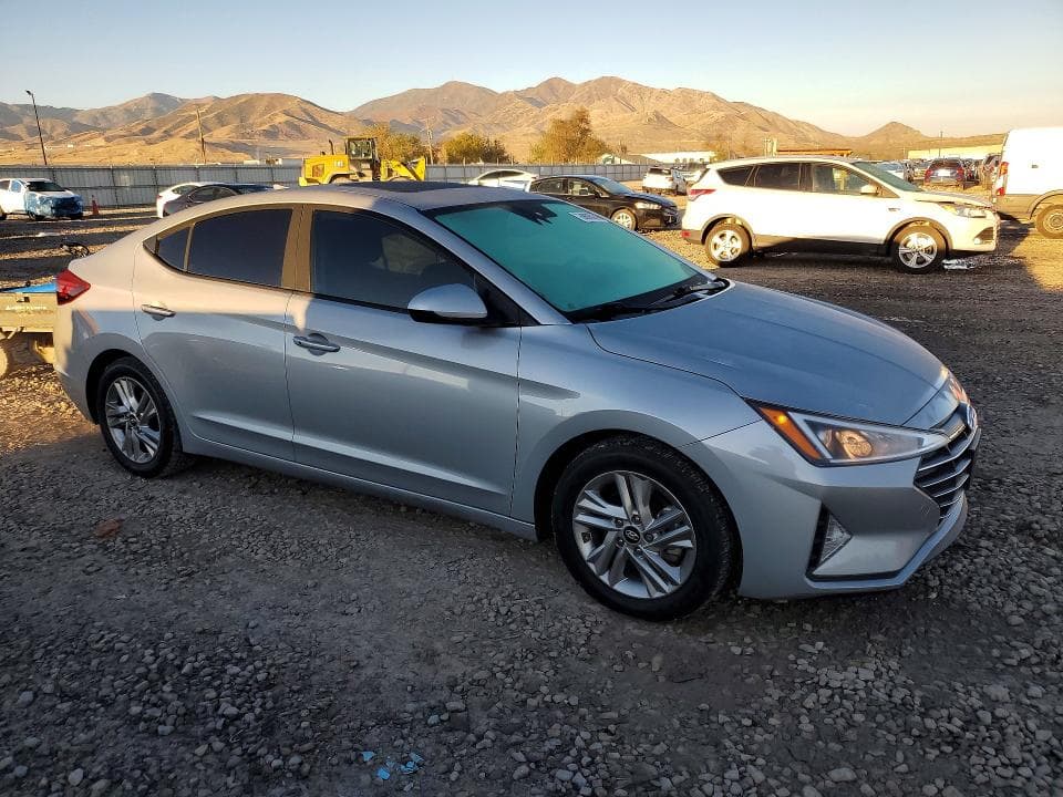 2020 HYUNDAI ELANTRA VALUE EDITION 4