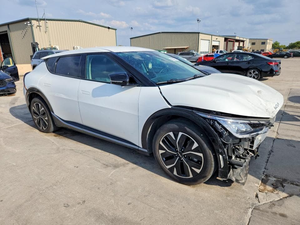 2024 KIA EV6 WIND 4