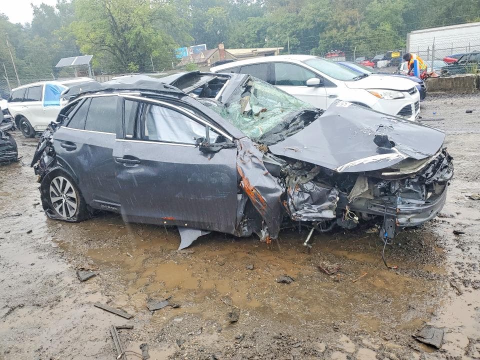 2025 SUBARU OUTBACK PREMIUM 4