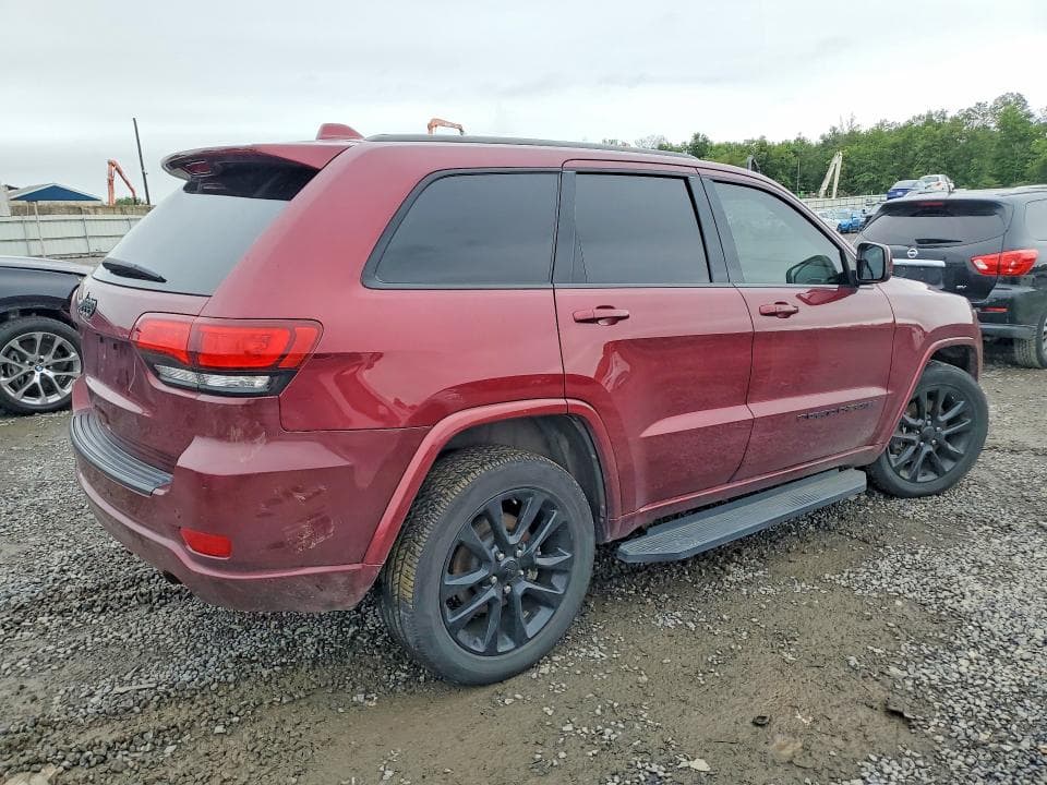 2022 JEEP GRAND CHEROKEE LAREDO E 3