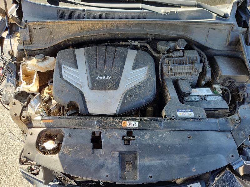2017 HYUNDAI SANTA FE SE ULTIMATE 12