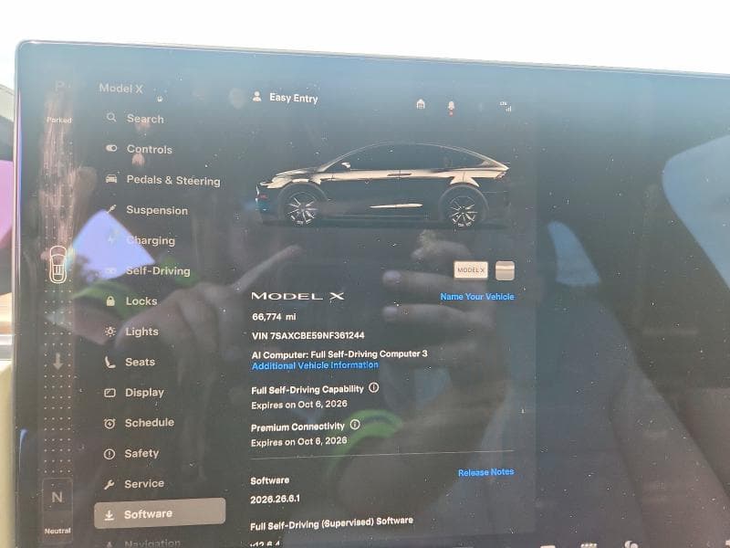 2022 TESLA MODEL X 9