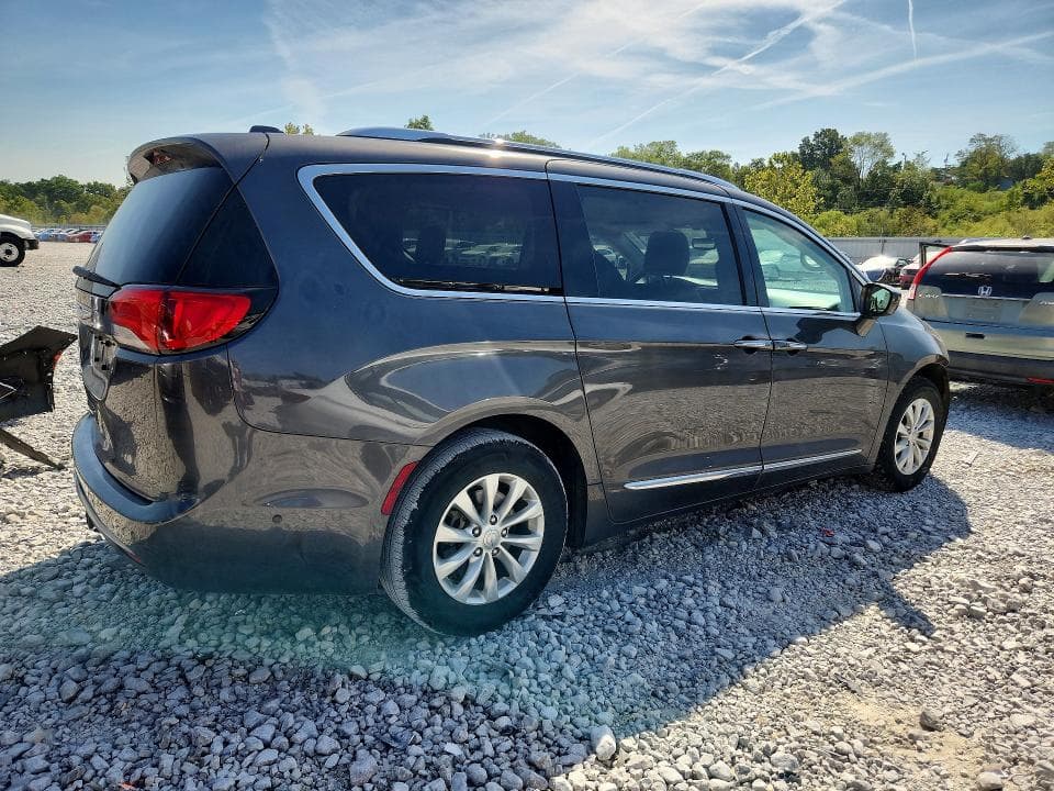2018 CHRYSLER PACIFICA TOURING L PLUS 3