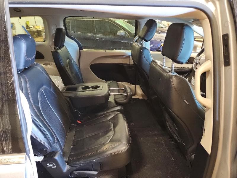 2018 CHRYSLER PACIFICA TOURING L 11