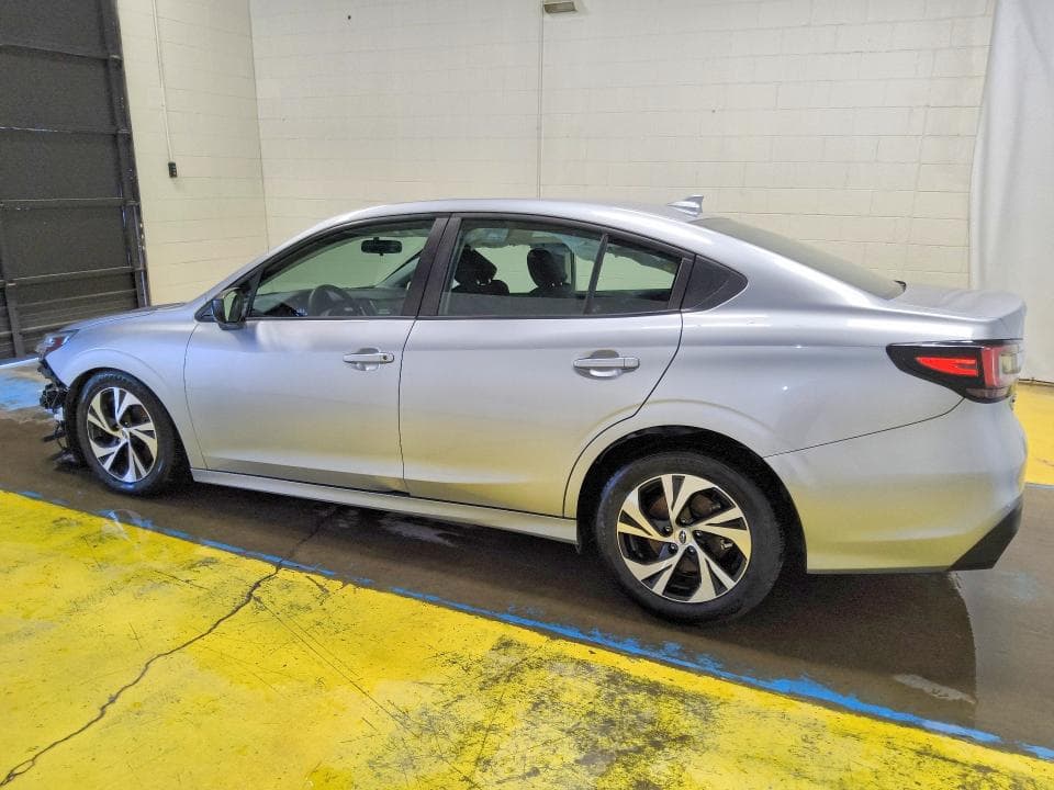 2024 SUBARU LEGACY 2
