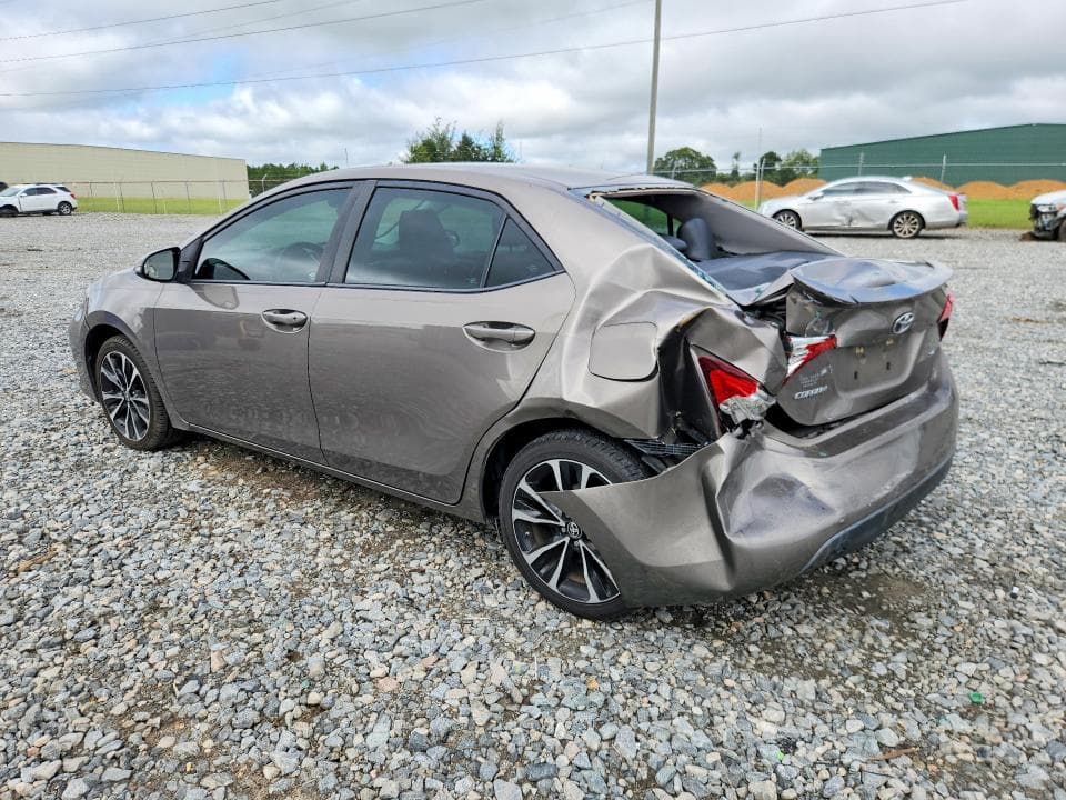2017 TOYOTA COROLLA SE 2