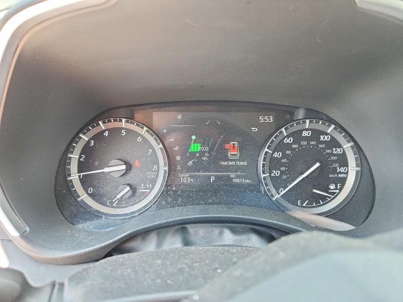 2021 TOYOTA HIGHLANDER XLE 9