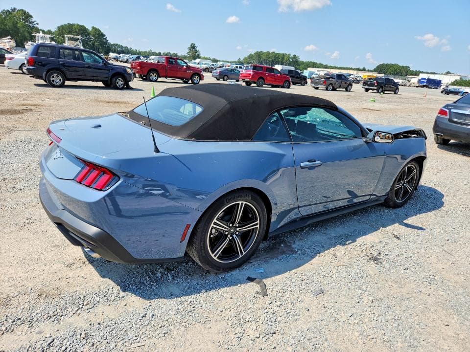 2025 FORD MUSTANG 3