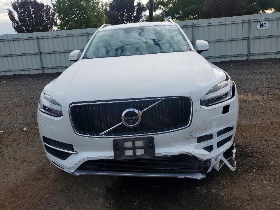 2017 VOLVO XC90 T6 5