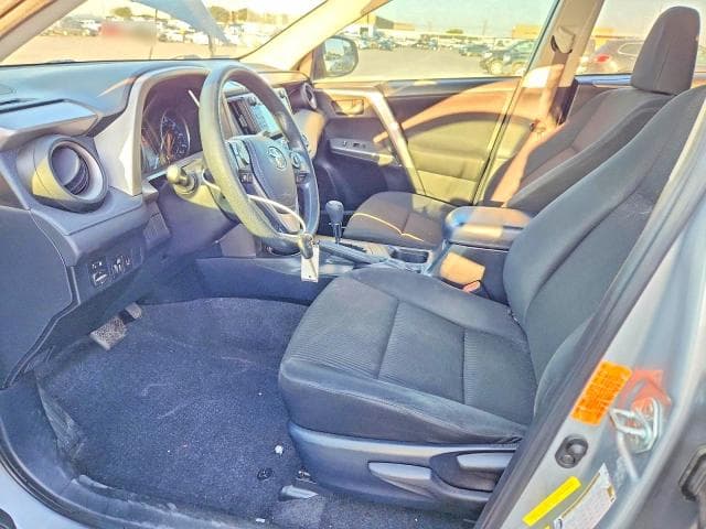 2018 TOYOTA RAV4 LE 7