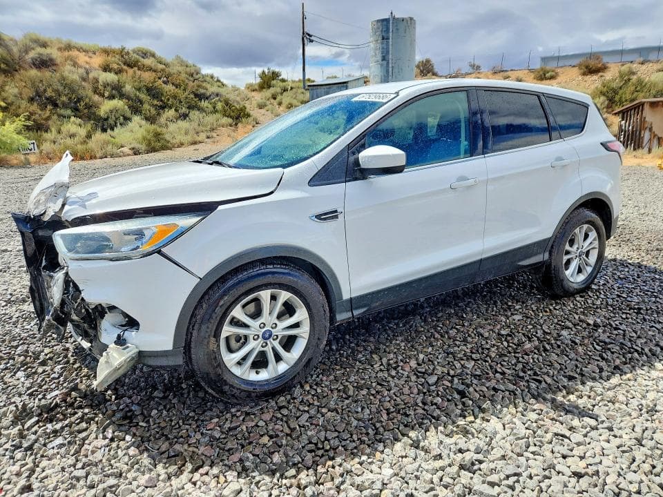 2017 FORD ESCAPE SE - 1